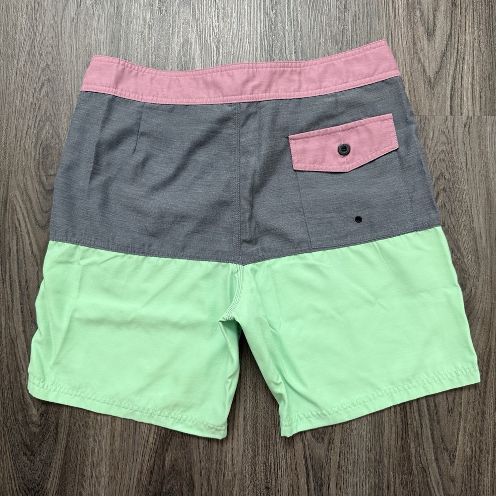 Lost Board Shorts Mens Size 32 Surf Swim Trunks Pink‎ Gray Green Striped - Picture 4 of 8